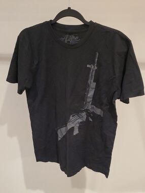 Astro - Men's Black Graphic Tee with Rifle Print